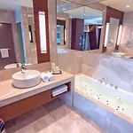 The Park 5*