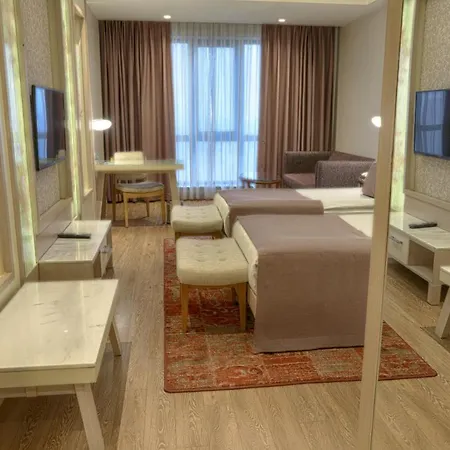 Otel The Park 5*