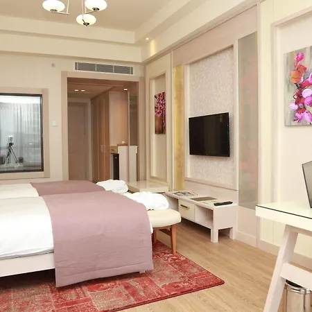 Otel The Park 5*