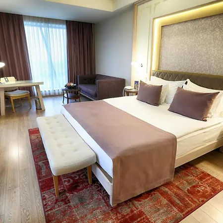 The Park 5*